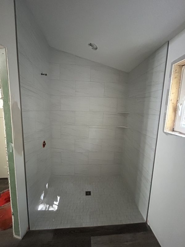 Custom Tile Showers