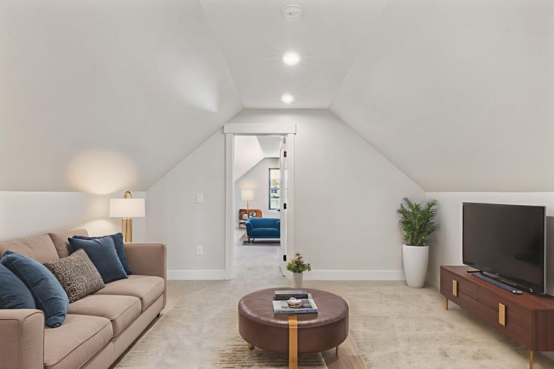 547 Kelli Way