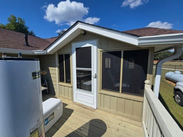 Enhanced Outdoor Living: Coosa Valley's Charming Enclosed Deck Transformation