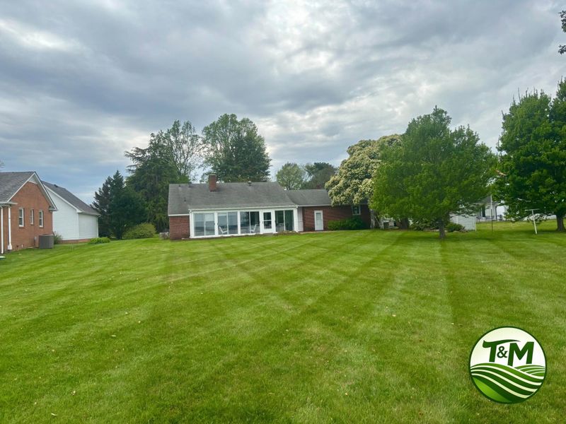 Lawn Care & Maintenance