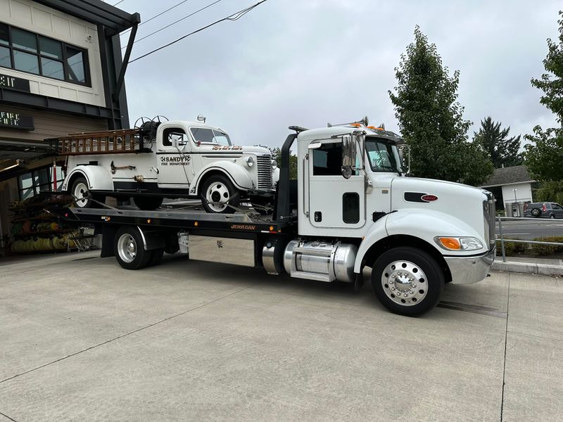Towing gallery