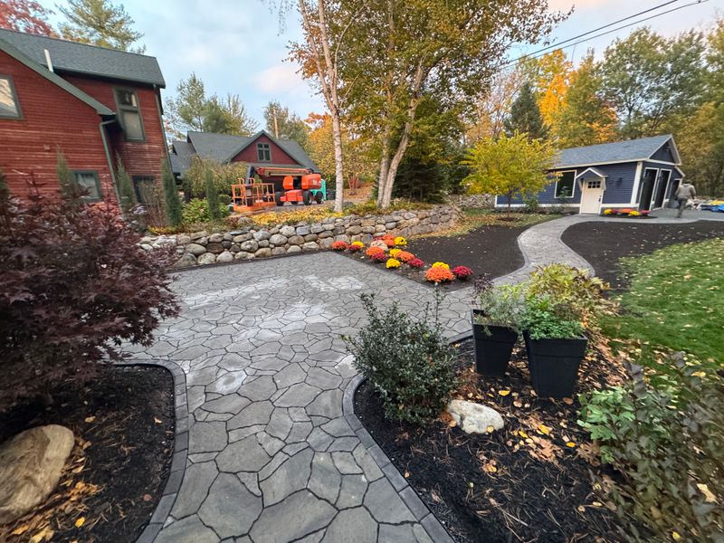 Glen Lake paver patio and walkway