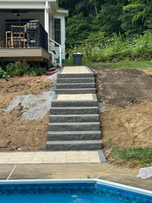Saratoga paver patio, wall and stairs
