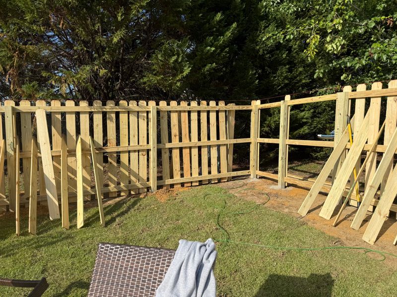 Fence Installation & Repair