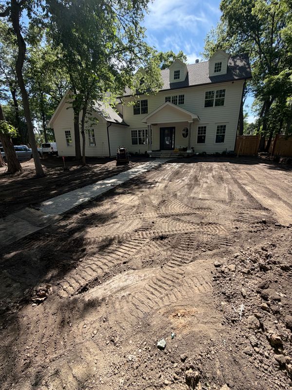 Gravel Driveways & Parking Lot