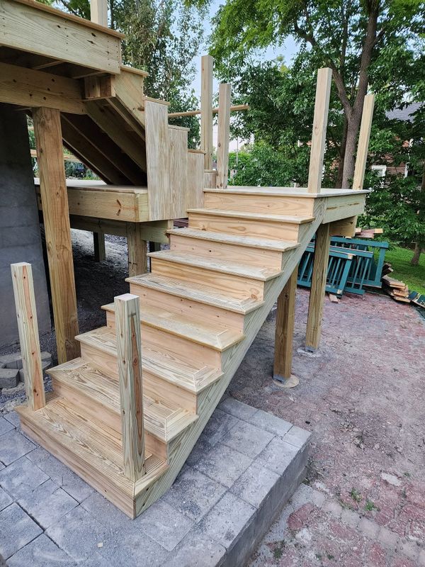 Professional Deck Building