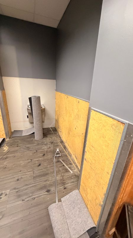 Carpet Installation and Repair
