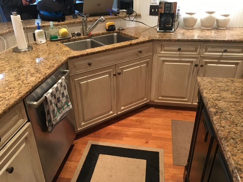 Kitchen and Cabinet Refinishing