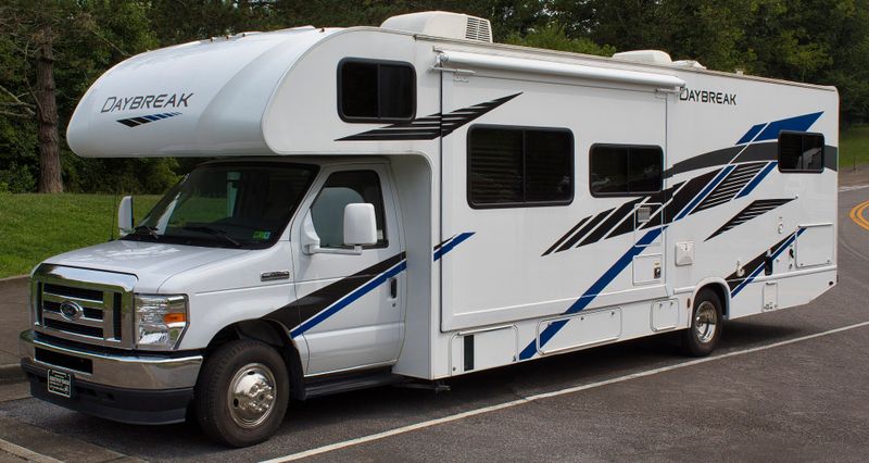 RV & Camper Detail