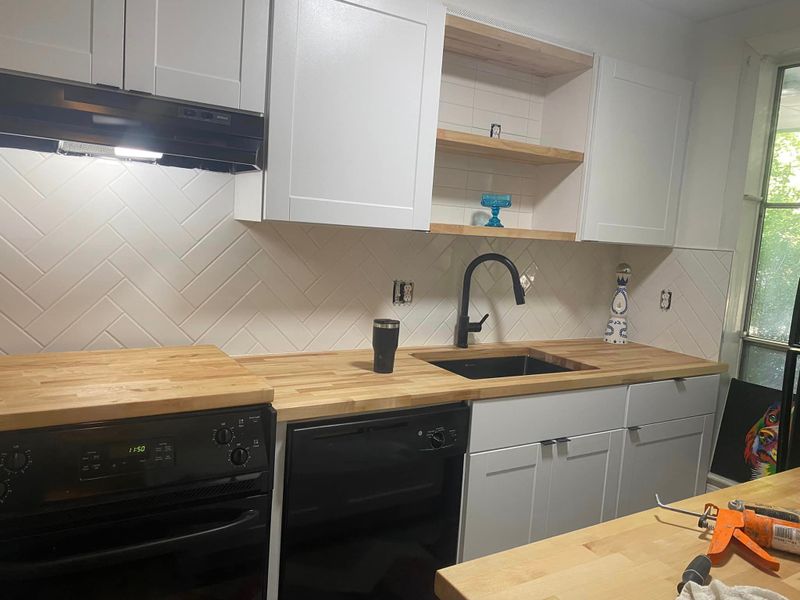Backsplash Install 