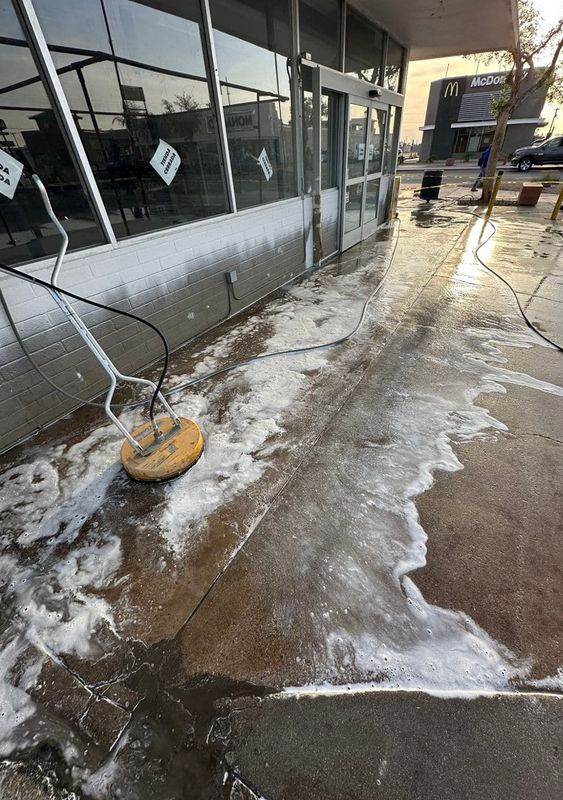 Driveway and Sidewalk Cleaning