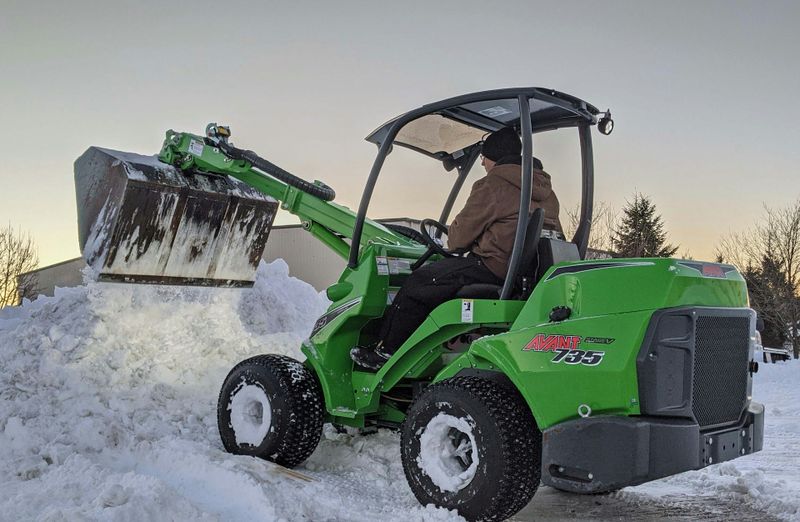 Commercial Snow Removal and Salting