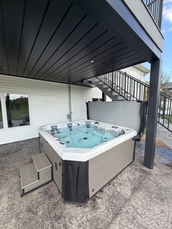 Porch & Patio