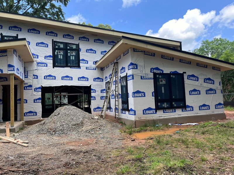 Roof Installation and Repairs