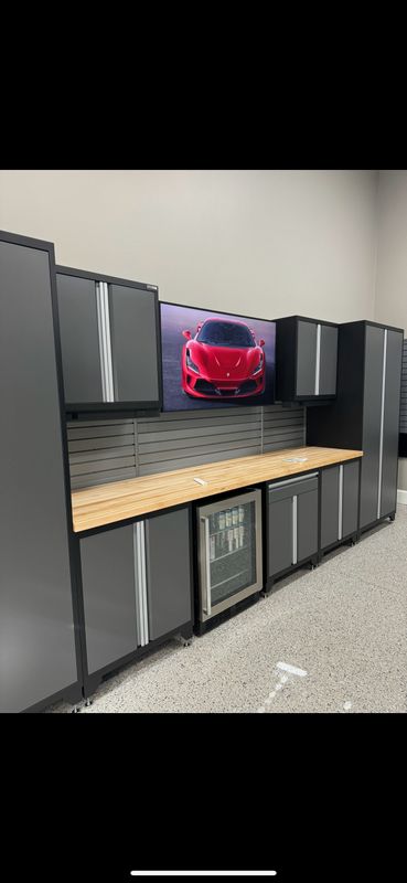 Custom Garage Cabinets & Storage