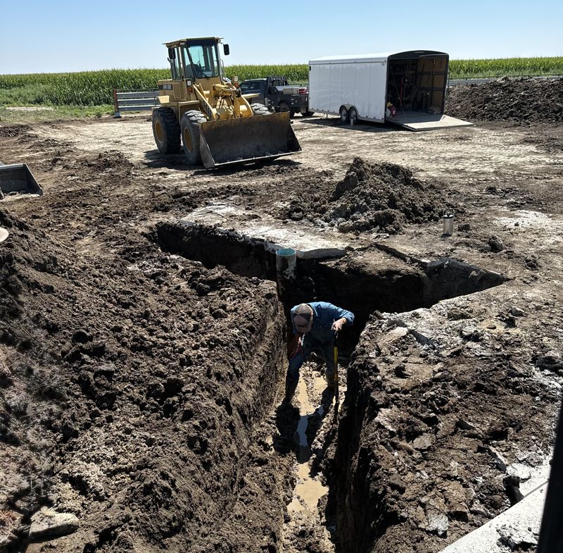 Excavation, water tanks and concrete