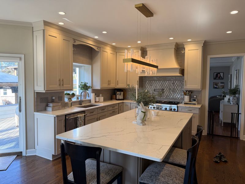 Kitchen and Cabinet Refinishing