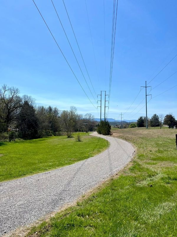 Transforming Terrain: Grayson Groundworks' Driveway Construction at Twin Oaks Rd Sevierville TN