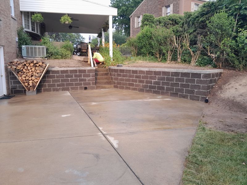 Retaining Wall 