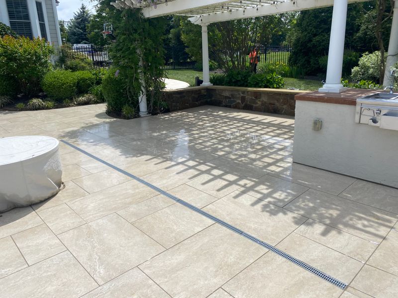 Flagstone/masonry hardscaping