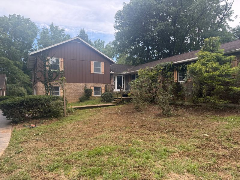 Lawn Care & Maintenance