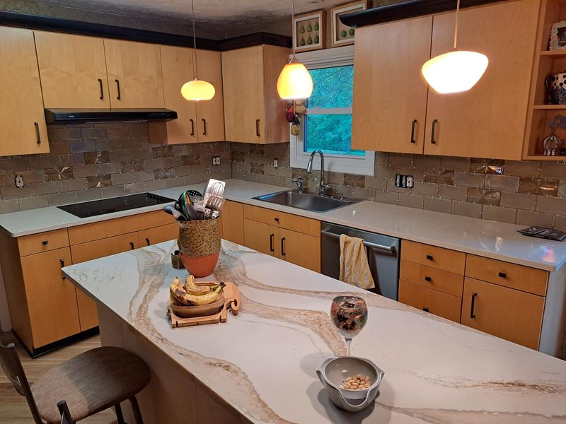 Kitchen & Bathroom Remodeling