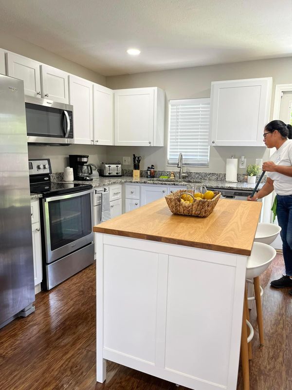 Kitchen Cleaning 