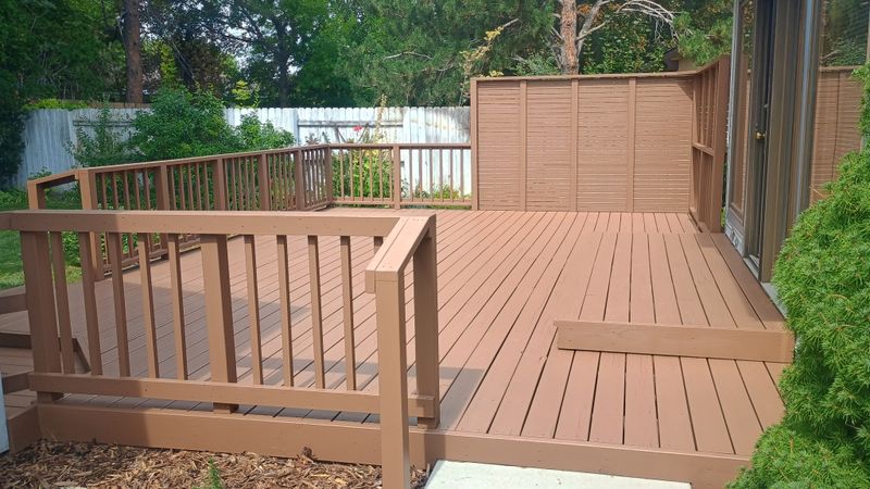 Deck and Fence Staining