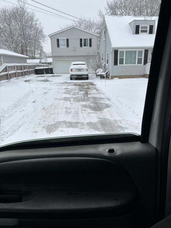 Commercial & Residential Snowplowing