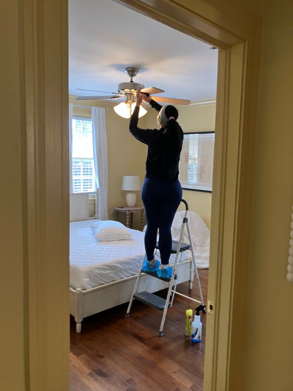 Move In / Move Out Cleaning