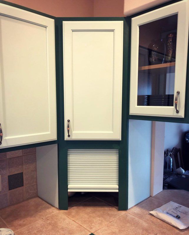 Kitchen and Cabinet Refinishing