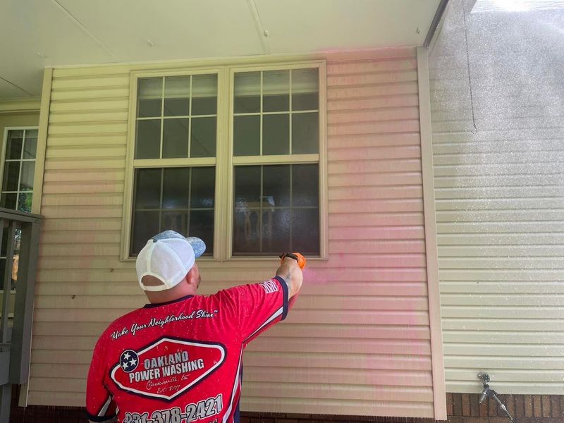 Revitalizing Clarksville: Oakland Power Washing's Transformative Project at Shea's Way