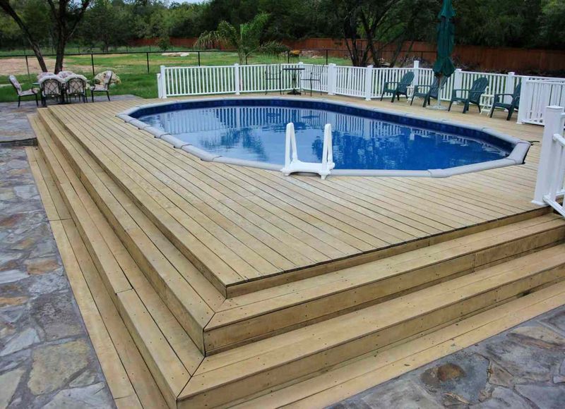 Pool Leveling