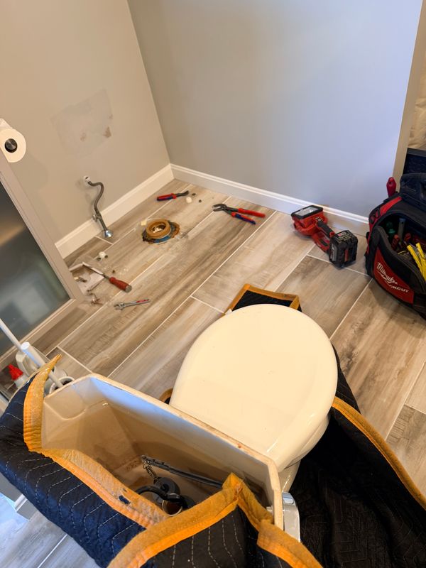 Toilet Install & Repair