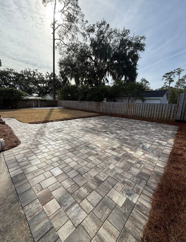 Pavers & Hardscapes