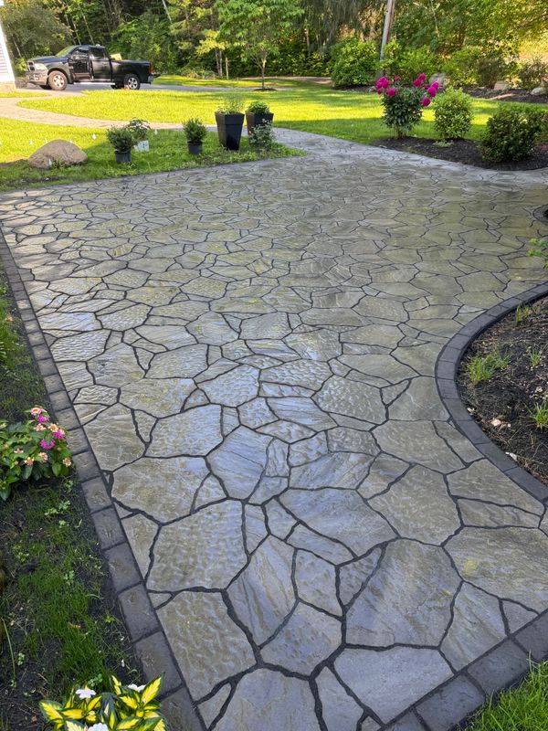 Glen Lake paver patio and walkway
