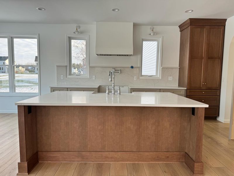 Kitchen and Cabinet Refinishing
