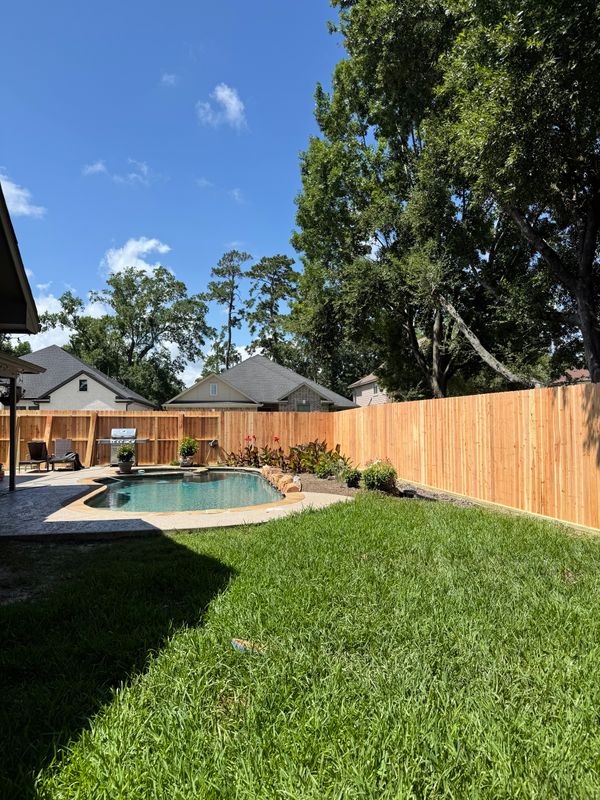 Elegant Privacy: Kingdom Fence's Premium Poolside Enclosure in Humble, TX