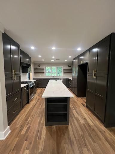 Kitchen and Cabinet Refinishing