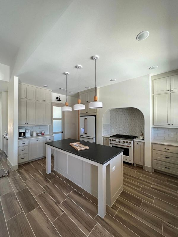 Kitchen and Cabinet Refinishing