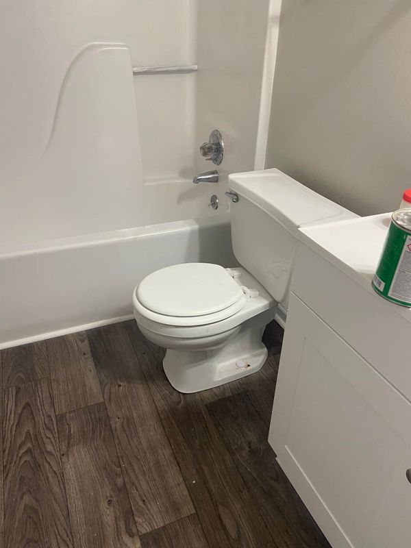 Toilet Repairs and Installation gallery