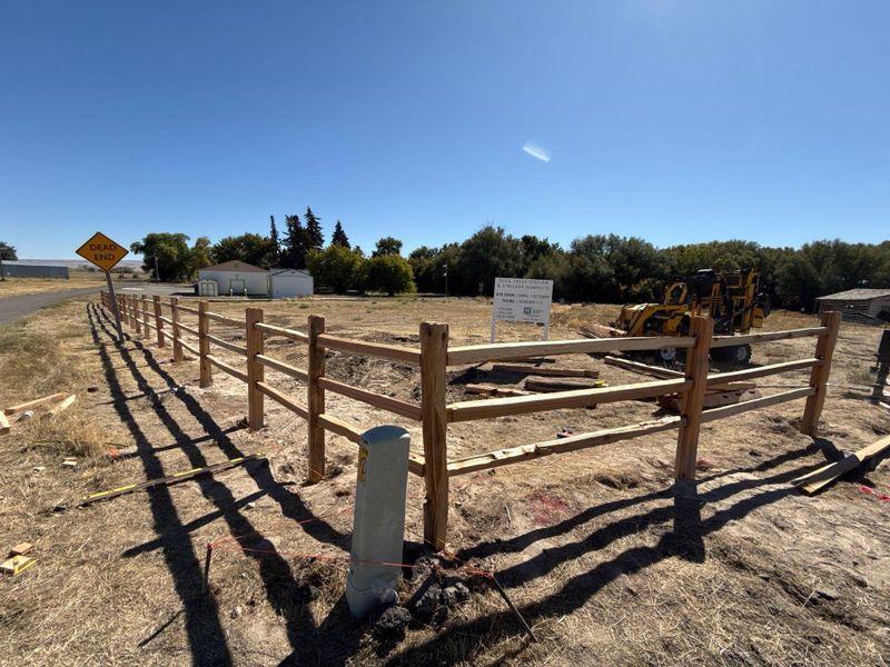 Wood Privacy Fence 