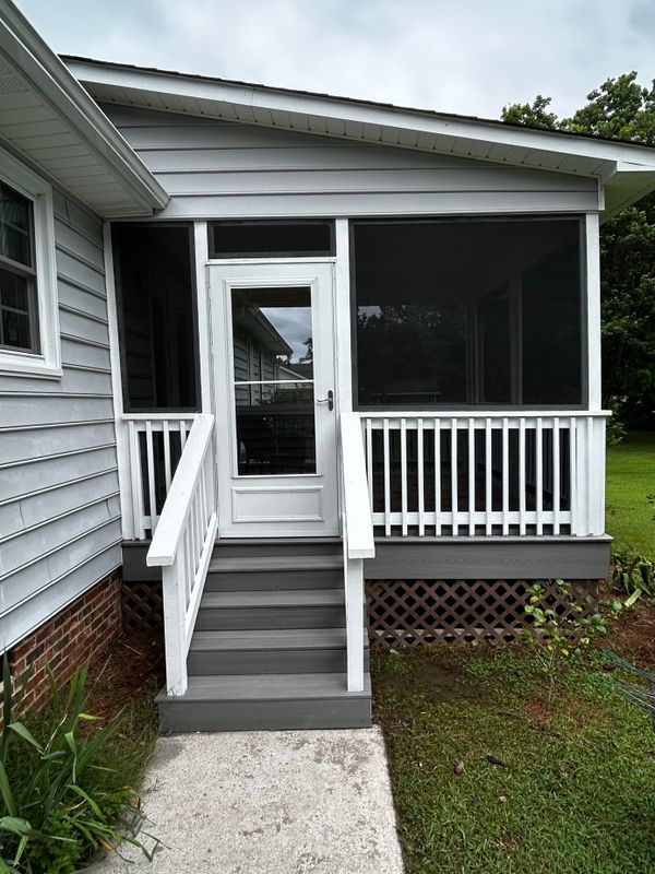 Deck Installation and Repairs