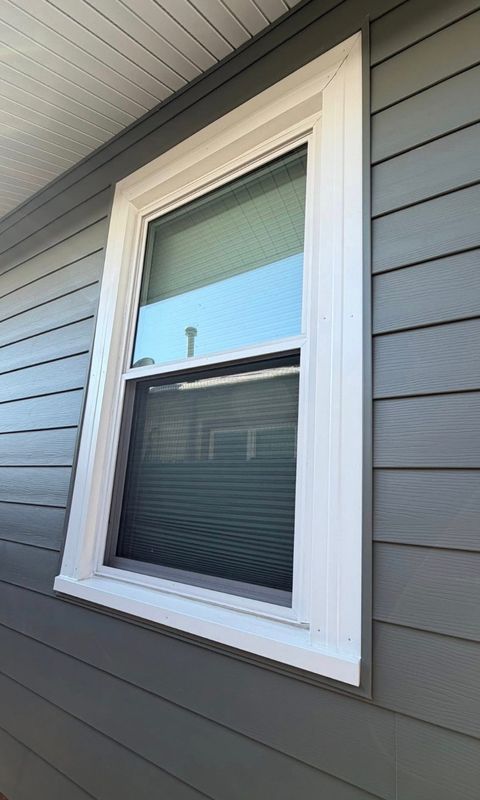 SIDING INSTALATION & REPLACEMENT