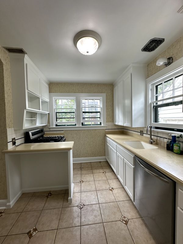 Kitchens & Cabinetry
