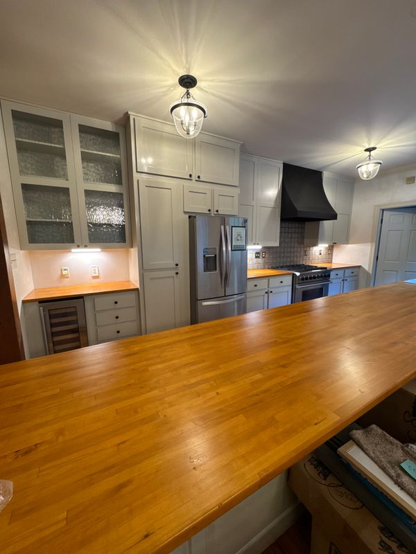 Cabinets 