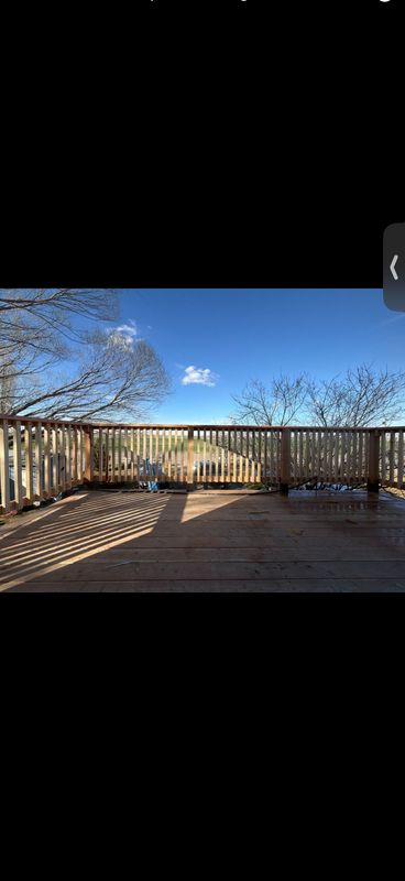 Custom decks & handrails