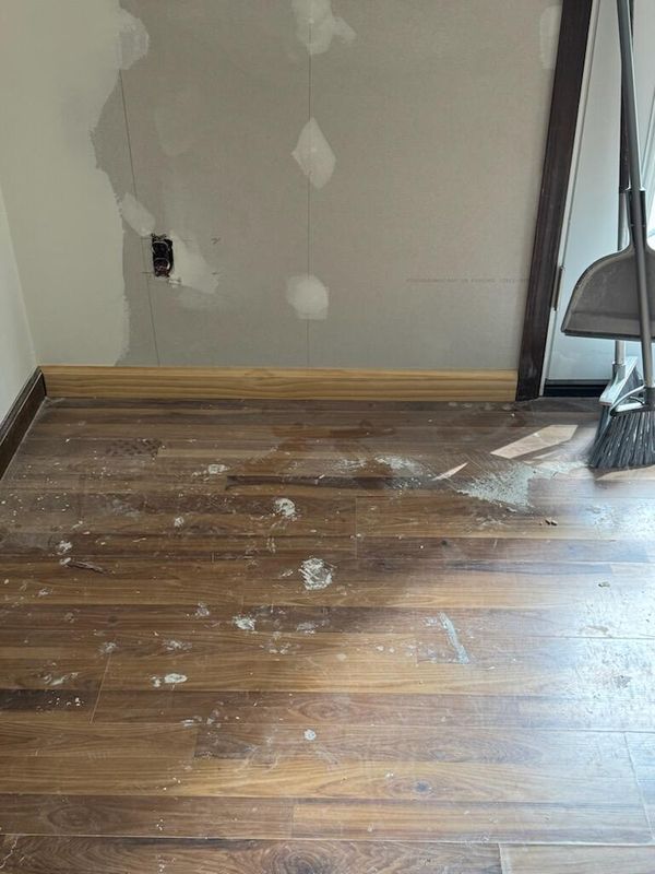 Carbondale Roof Leak repair and Drywall installation