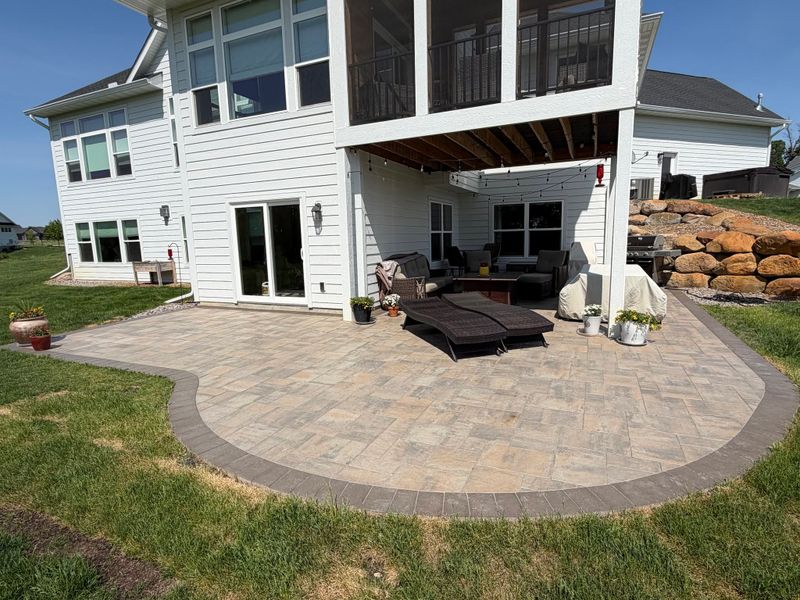 Custom Hardscapes