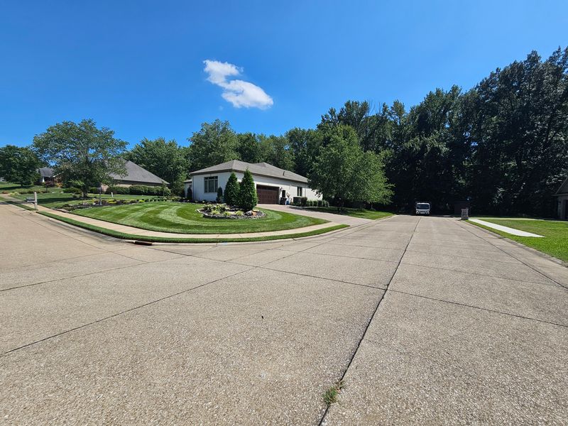 Lawn Maintenance Service